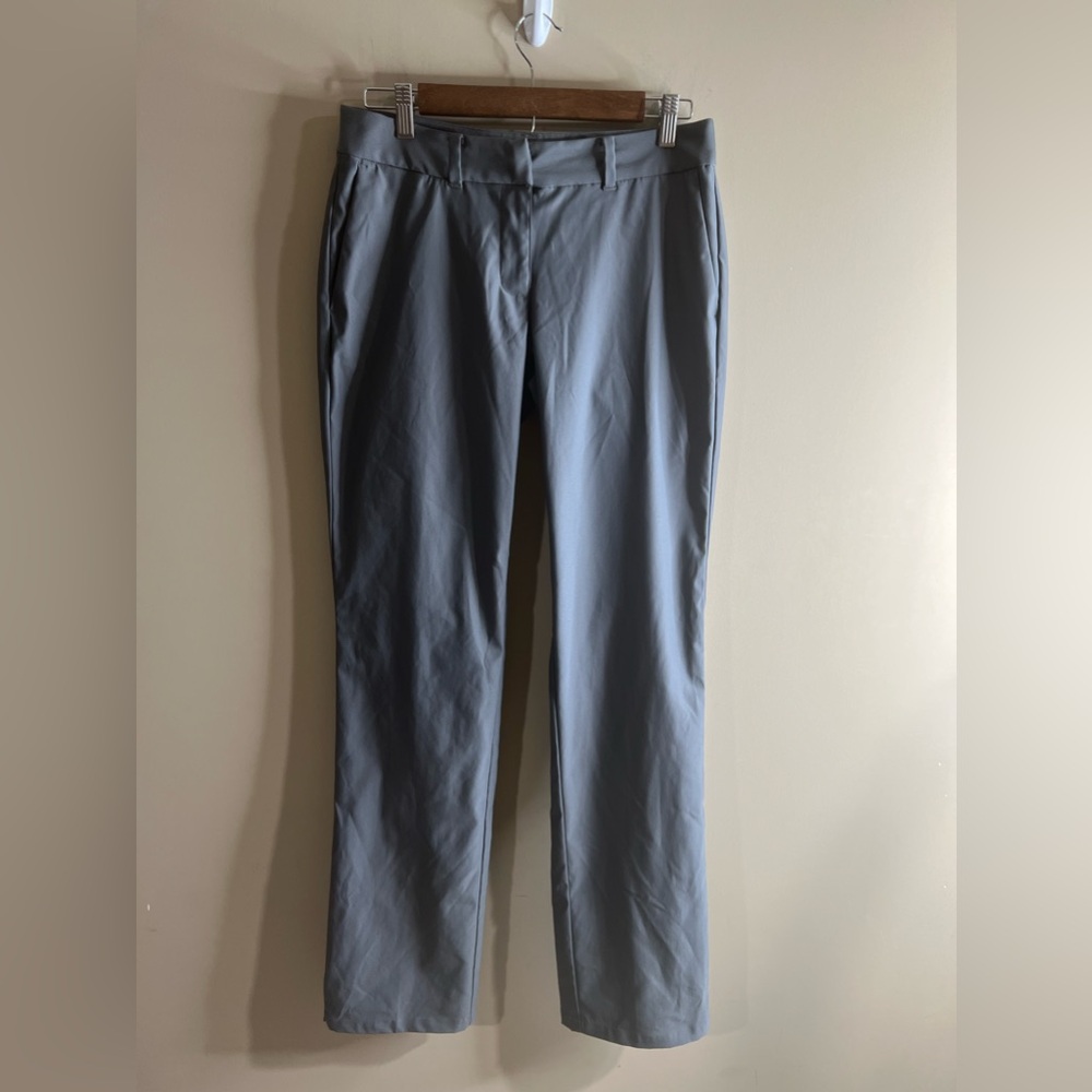 Women’s straight leg Nike golf pants 6